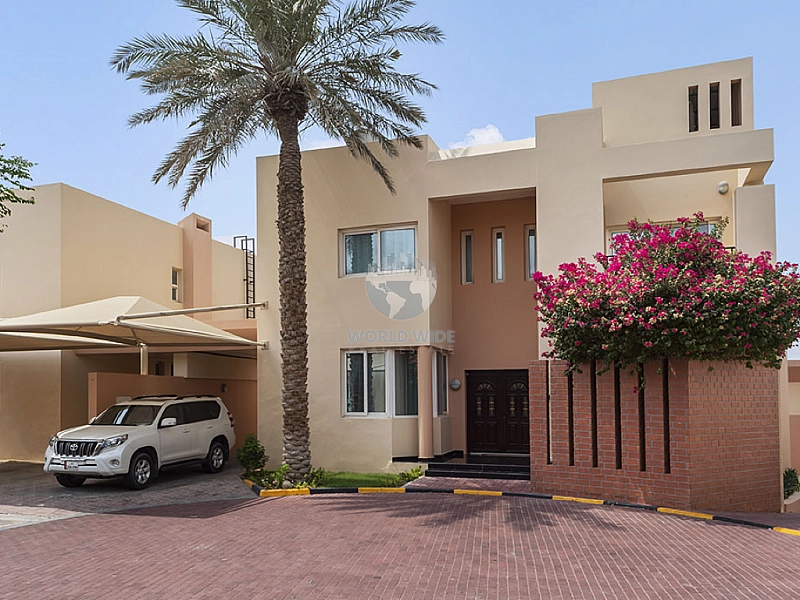 Elegant 3-Bedroom Family Villa with Premium Amenities – Prime Location Near D Ring Road