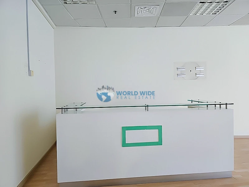 Luxury Full-Floor Offices for Rent in West Bay