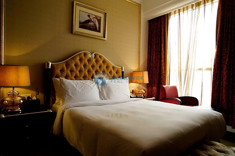 Luxury | Serviced 3 BHK Apartment | All Amenities