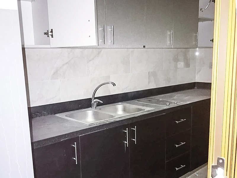  Flexible Office Space with 3 Units in Bin Mahmoud