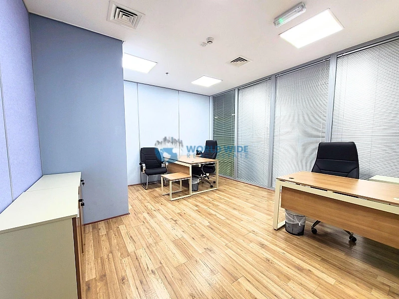 Luxury Office Space With Services - Lusail