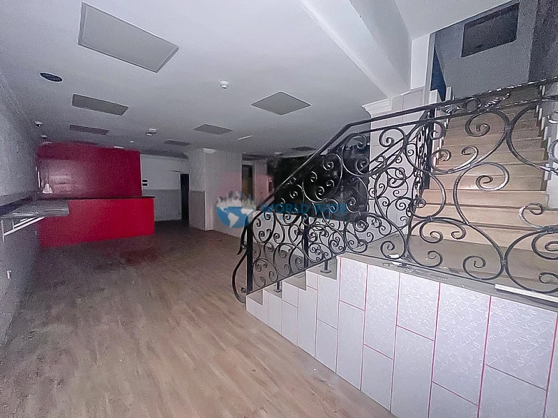 Spacious 400 sqm Shop for Rent in Al Nassr