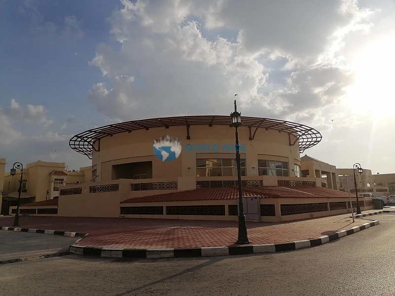 Luxury Villa for Rent in Al Waab - Gym and Pool