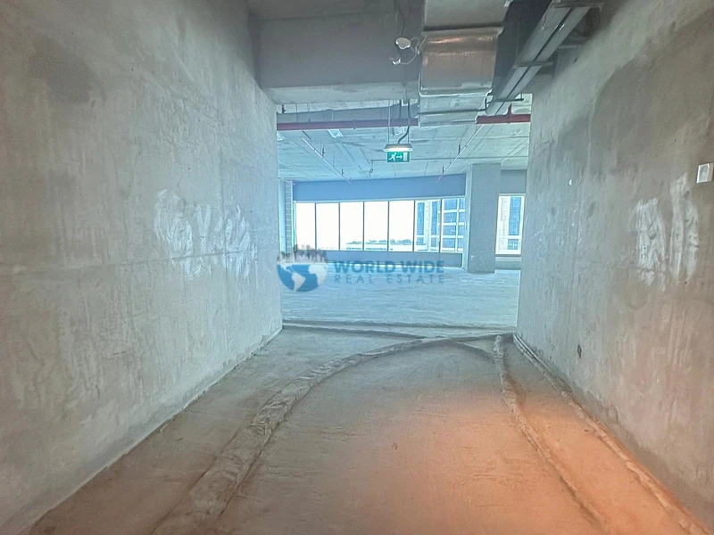 680 sqm office space in the Pearl Island available for rent