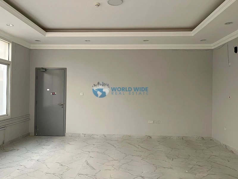 Spacious 1000 SQM Warehouse Available in Birkat al Awamer