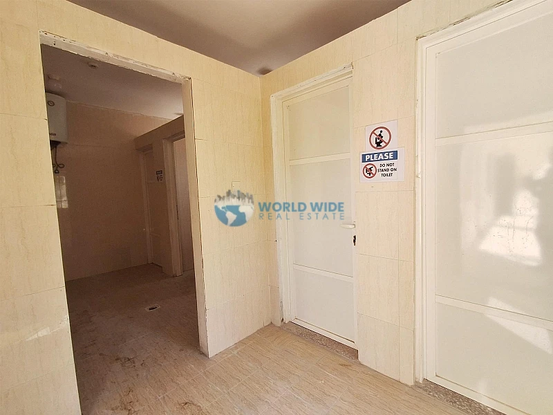 Warehouse for Rent in Birkat Al Awamer