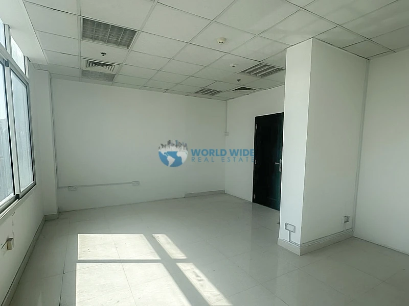22 sqm Office Space for Rent in Muntazah