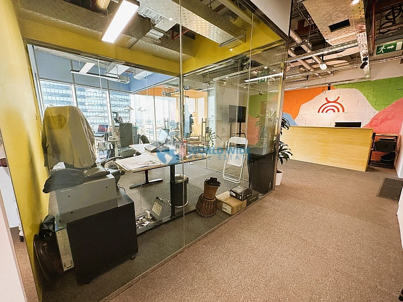 250 SQM Fully Furnished Office for Rent in Lusail – Prime Commercial Space