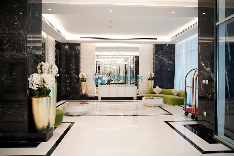 Spacious 2 Bedroom Apartment with Balconies