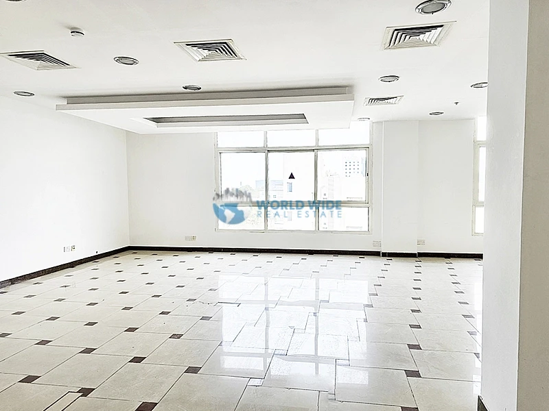 Bright & Spacious Office for Rent – 146 sqm 