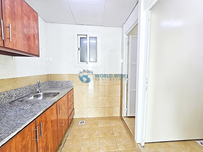 Bright & Spacious Office for Rent – 146 sqm 