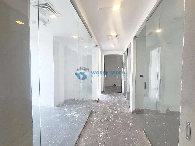 Office With Glass Partition - Lusail Marina