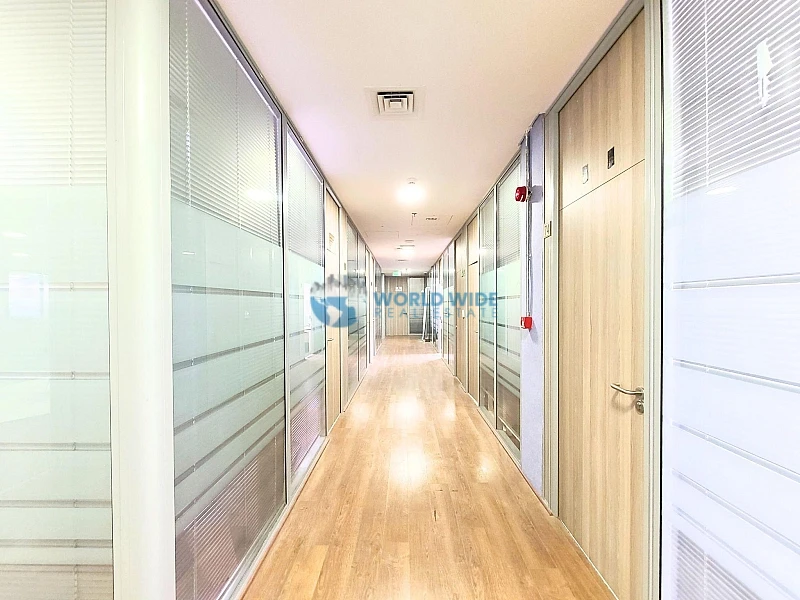 Luxury Office Space With Services - Lusail