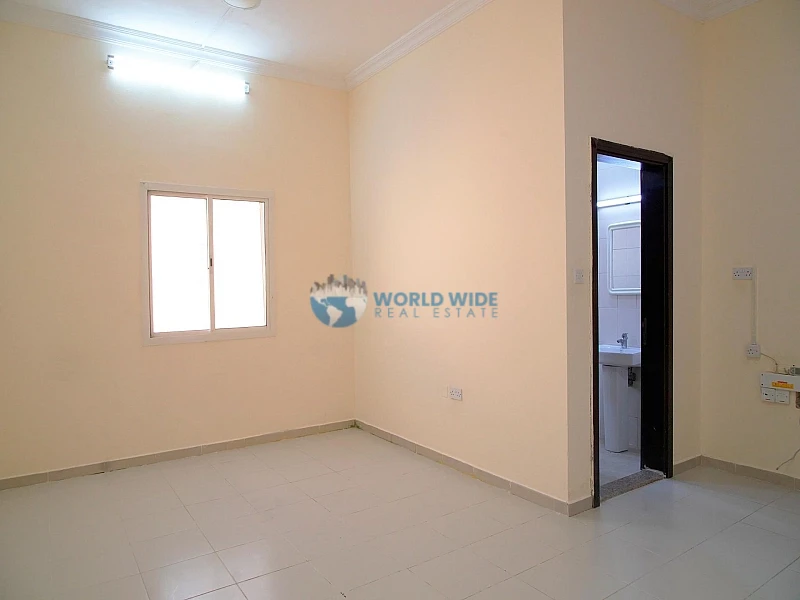 Spacious 5-Bedroom Villa for Rent in Al Waab 
