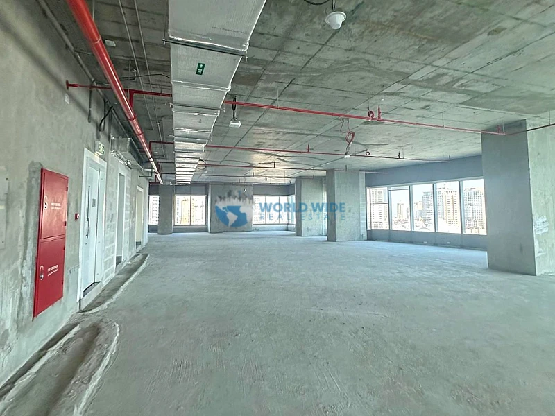 680 sqm office space in the Pearl Island available for rent