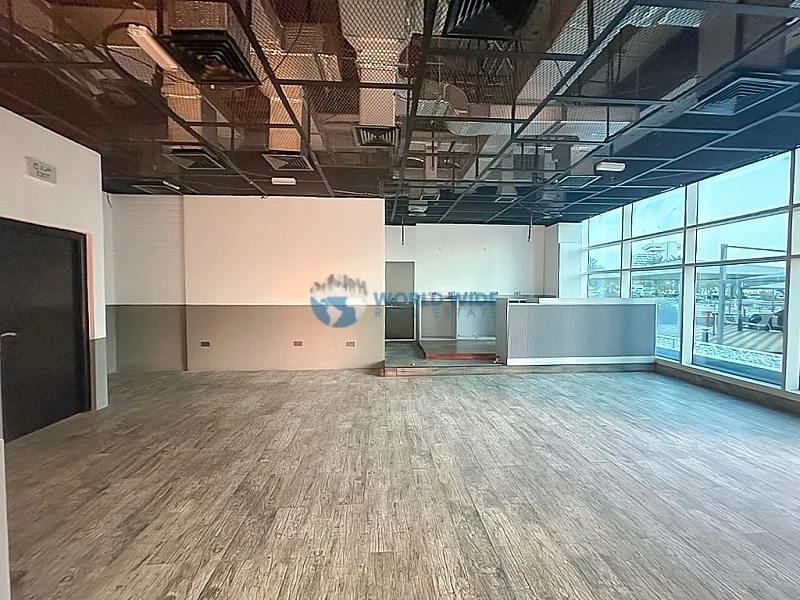 100sqm Fitted Shop in West Bay