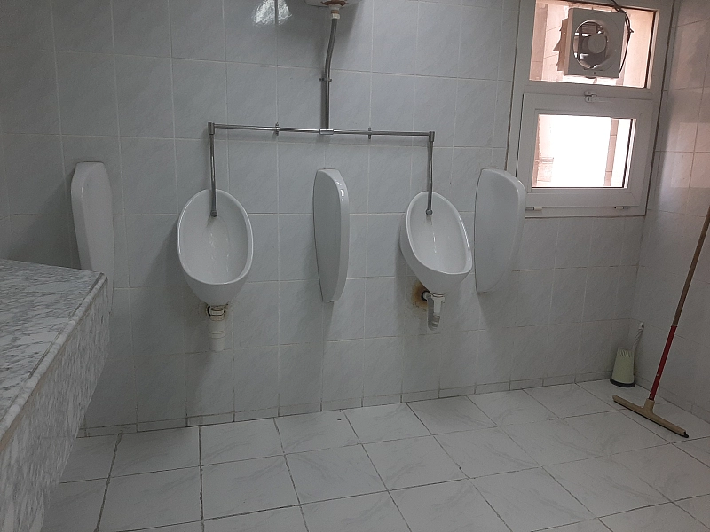 186 SQM SEMI-FITTED OFFICE FOR RENT – 1 MONTH FREE!