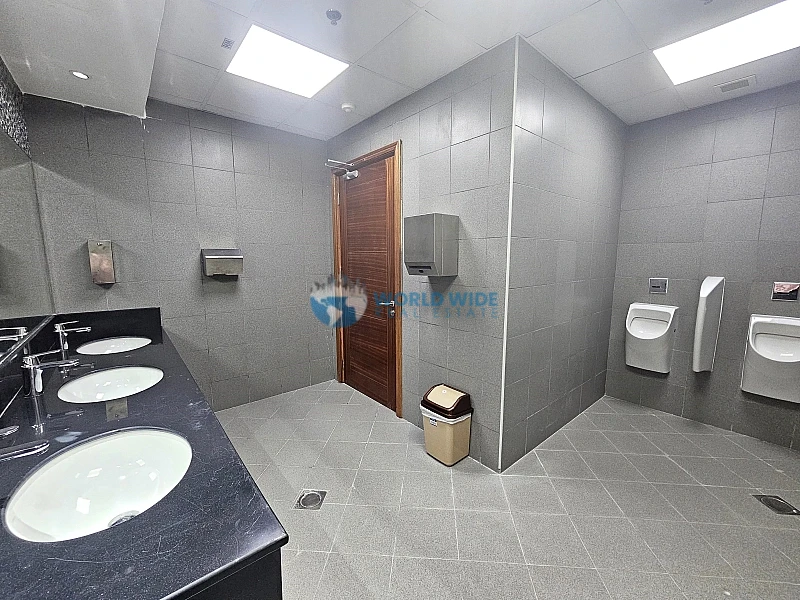 Prime Office Space Available in Old Salata – Elevate Your Business Presence!