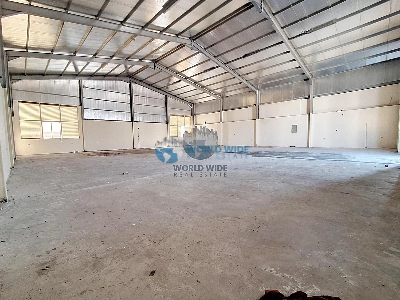 Carpentry or Workshop for Rent in Birkat Al Awamir