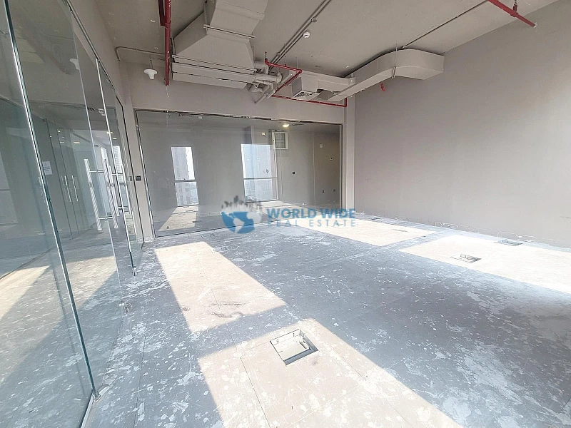 Office With Glass Partition - Lusail Marina