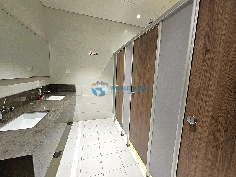 Modern Office Spaces for Rent in Mansoura, Doha
