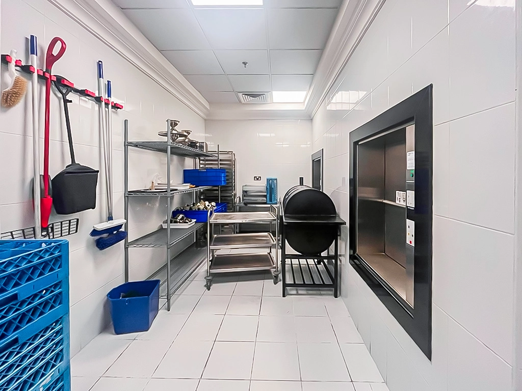 650 SQM Commercial Central Kitchen for Rent in Bin Mahmoud