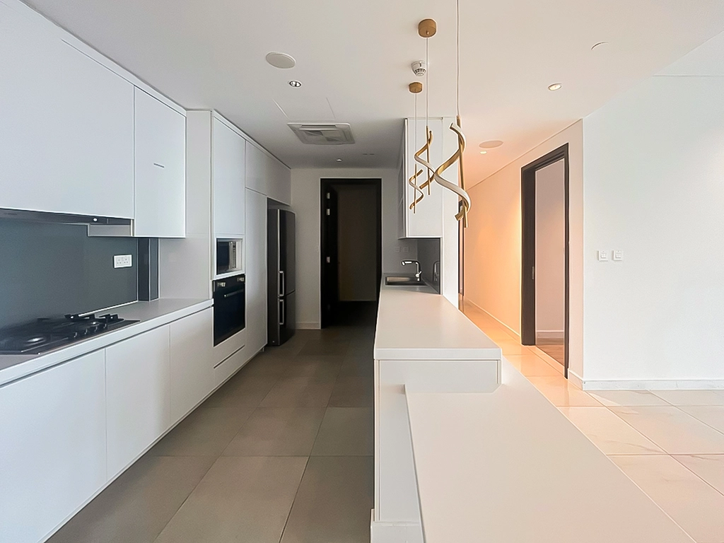 Stunning Sea View 2BR + Maid’s Room | Lusail