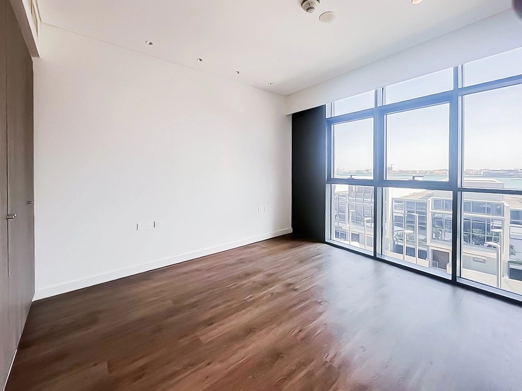 Stunning Sea View 2BR + Maid’s Room | Lusail
