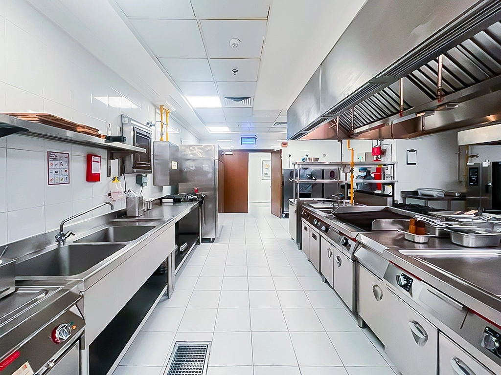 650 SQM Commercial Central Kitchen for Rent in Bin Mahmoud