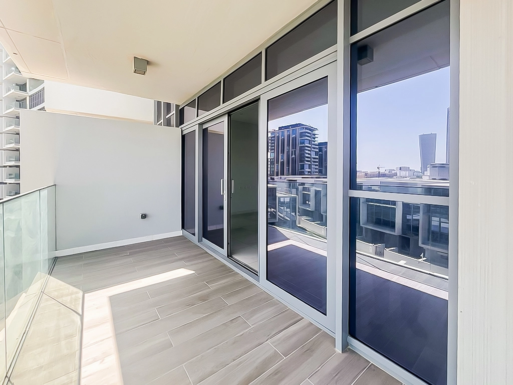 Stunning Sea View 2BR + Maid’s Room | Lusail