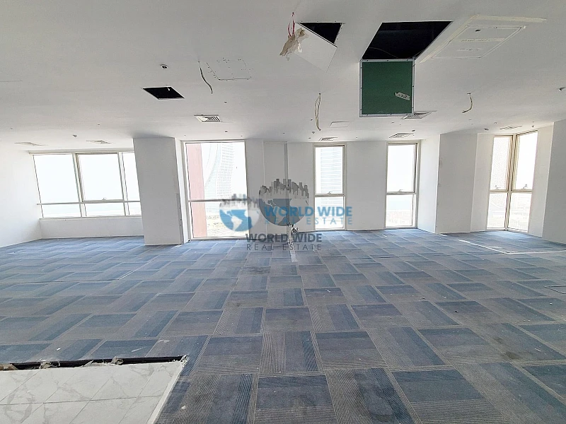 Semi Fitted Open Space Office For Rent In Lusail
