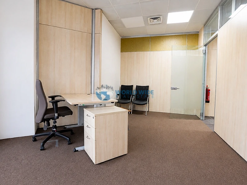 Premium Serviced Office for Rent in West Bay, Doha – MOCI & QFC Approved