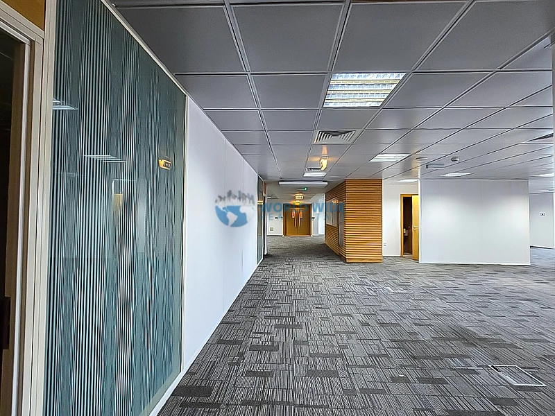 Spacious 870 SQM Fitted Office for Rent in Fereej Bin Omran