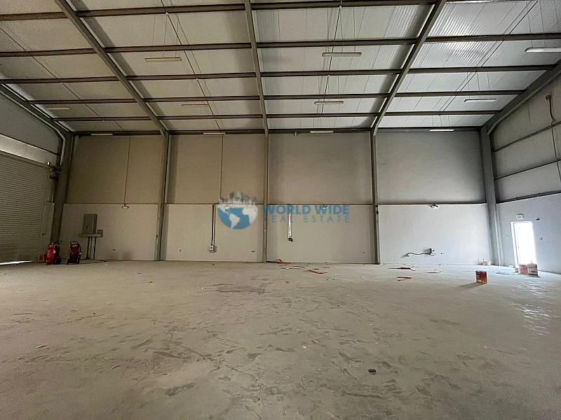 Spacious 1000 SQM Warehouse Available in Birkat al Awamer