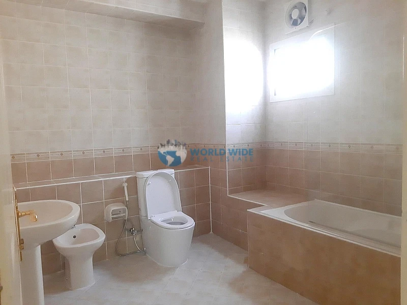 Semi Furnished 5 BHK Villa in Compound | Rayyan