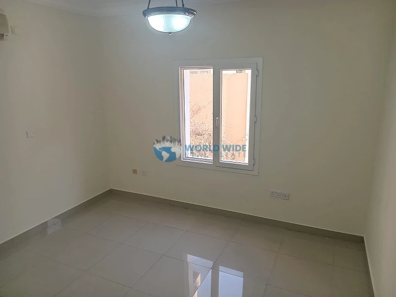 Charming 2-Bedroom Ground Floor Villa - Abo Hamour