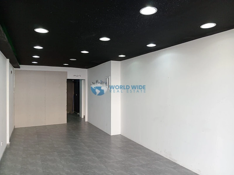Prime Shops for Rent with Mezzanine - Bin Omran