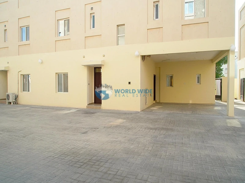 Spacious 5-Bedroom Villa for Rent in Al Waab 