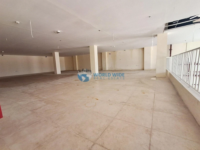 Warehouse for Rent in Birkat Al Awamer