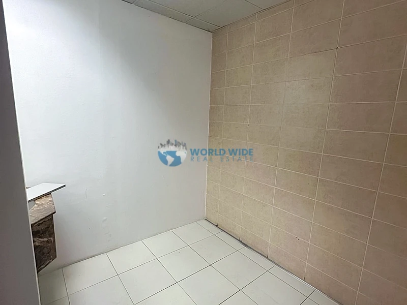 100sqm Fitted Shop in West Bay