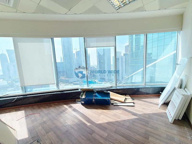 Fitted Spacious Full Office Floor - Bill Included