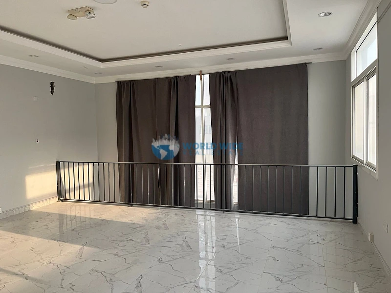 Spacious 1000 SQM Warehouse Available in Birkat al Awamer