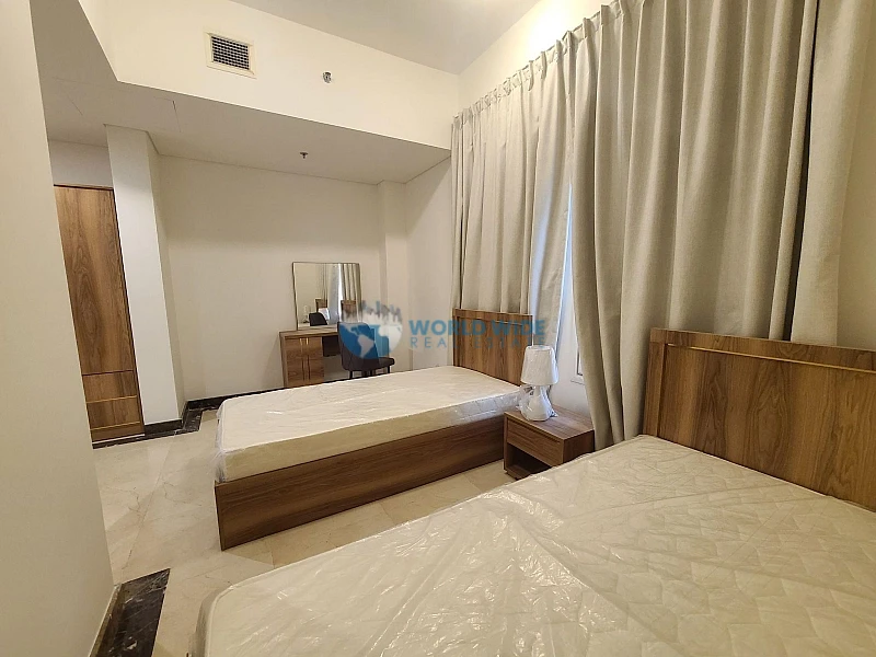 3 bedroom duplex apartment for rent in Fox Hills