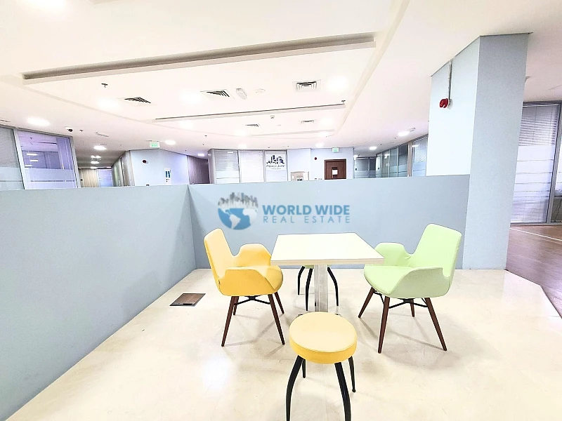 Luxury Office Space With Services - Lusail