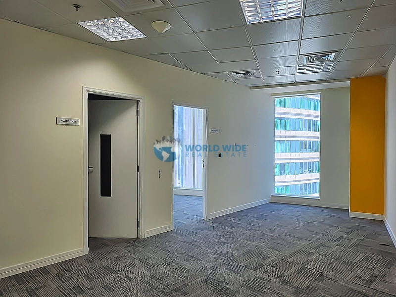 Luxury Full-Floor Offices for Rent in West Bay