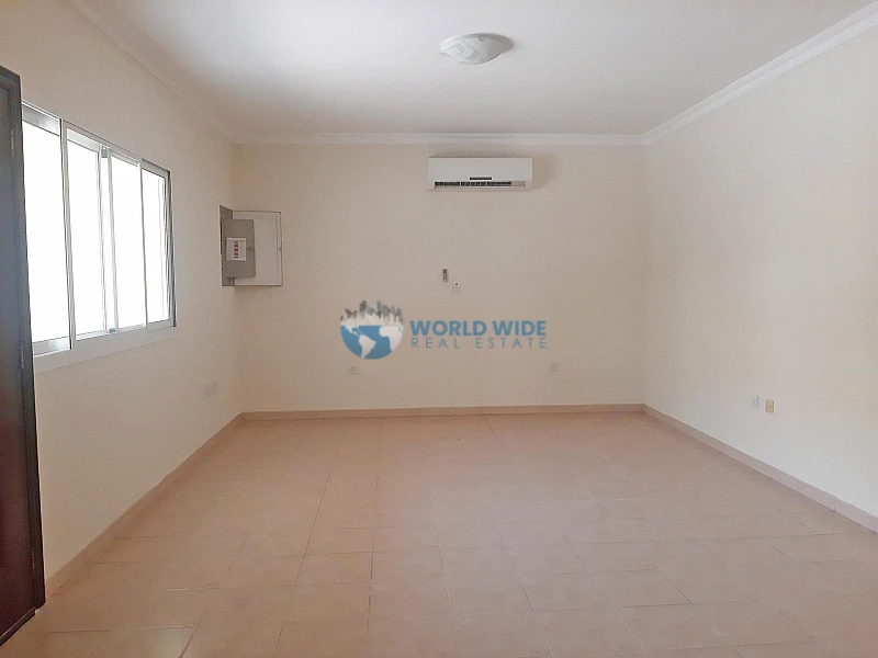 Semi Furnished 5 BHK Villa in Compound | Rayyan