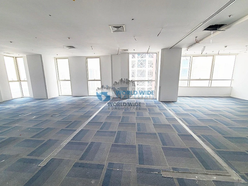 Semi Fitted Open Space Office For Rent In Lusail