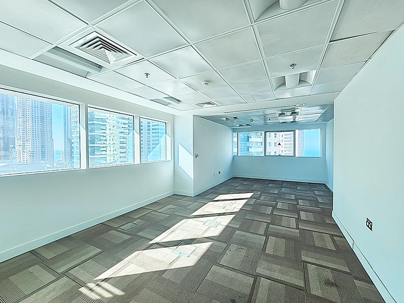 Fully Fitted Floor | Prime location | West Bay